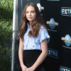 Cropped Zara embellished button down